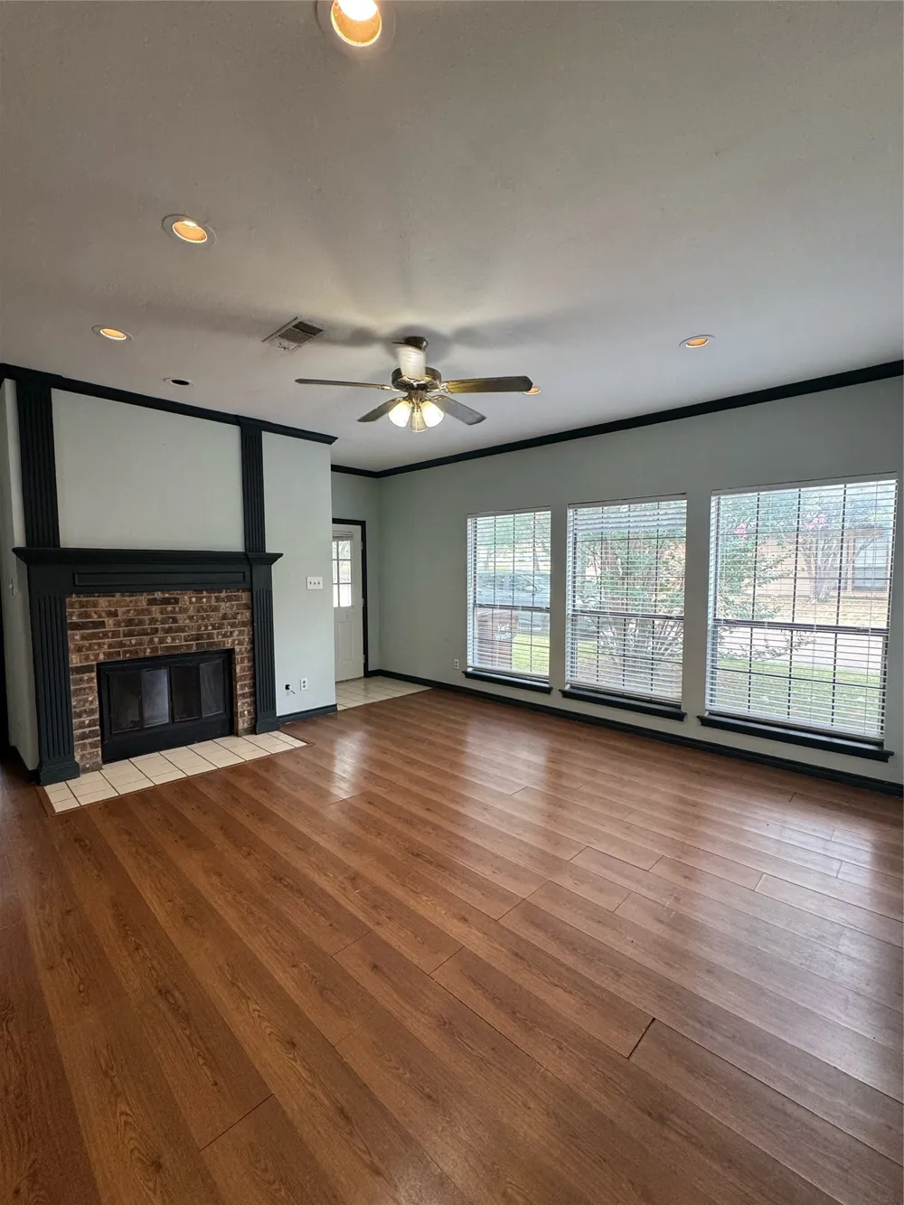 201 E Windsor Drive Denton, TX 76209