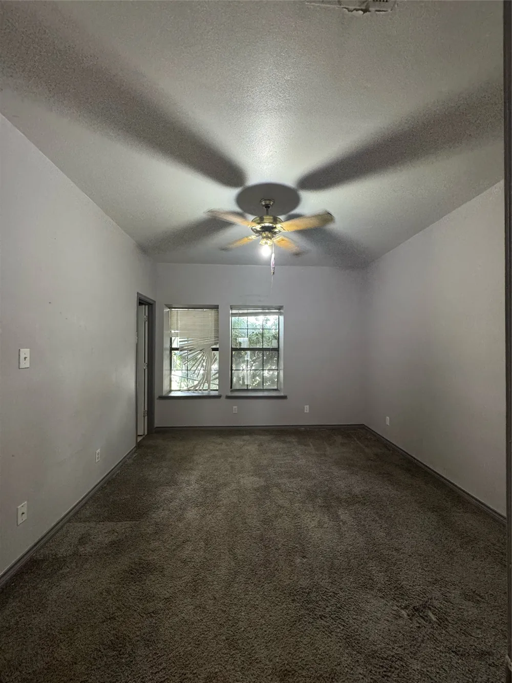 201 E Windsor Drive Denton, TX 76209