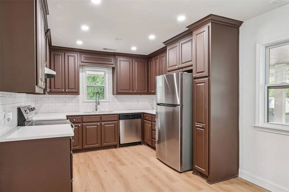 441 W Lake Street Krum, TX 76249