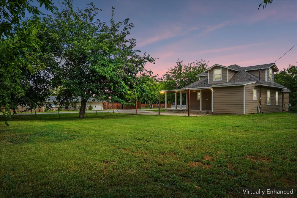 441 W Lake Street Krum, TX 76249