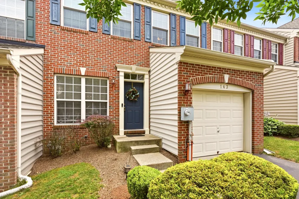 143 PENNS MANOR DRIVE Kennett Square, PA 19348