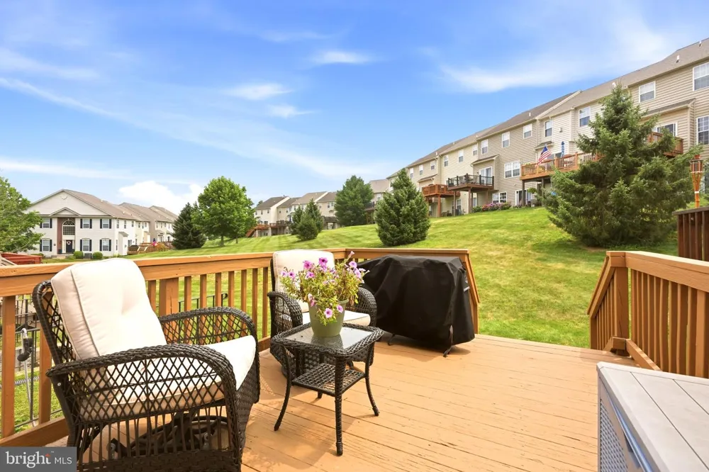 143 PENNS MANOR DRIVE Kennett Square, PA 19348