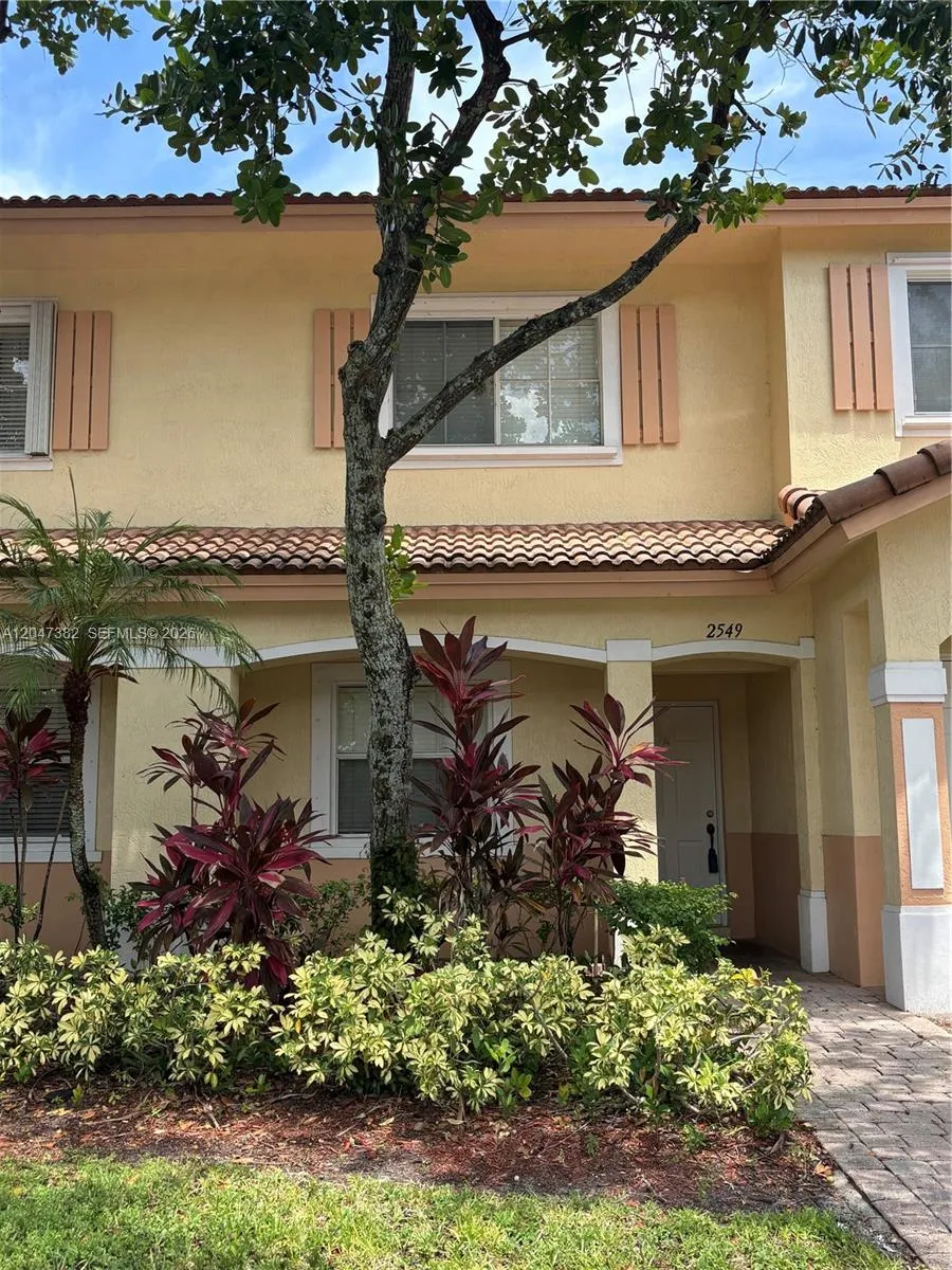 2549 SW 83rd Ter #105 Miramar, FL 33025