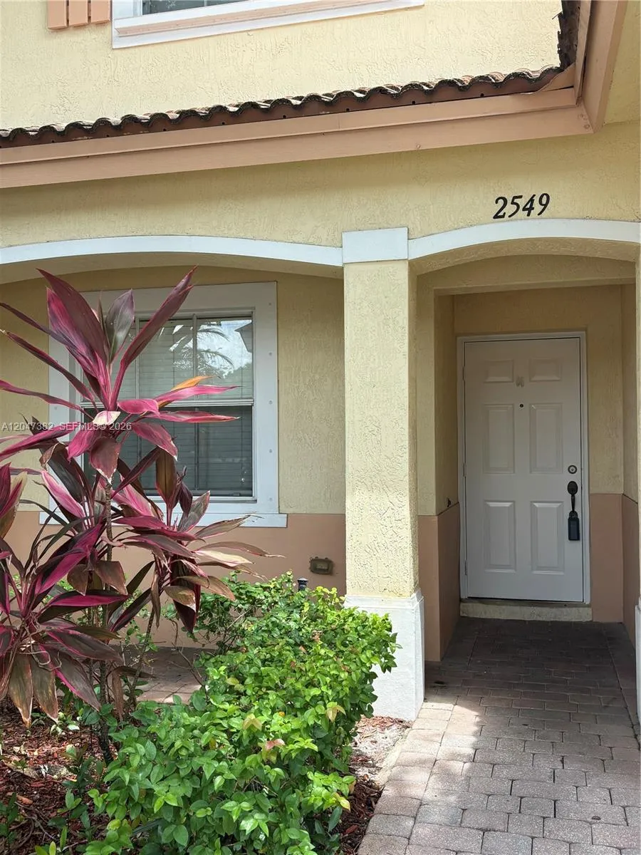 2549 SW 83rd Ter #105 Miramar, FL 33025