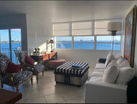 11930 Bayshore Dr #1006