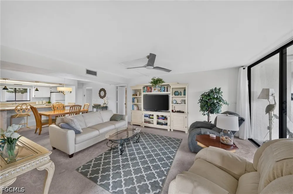 Trawler Court #102 Fort Myers, FL 33919