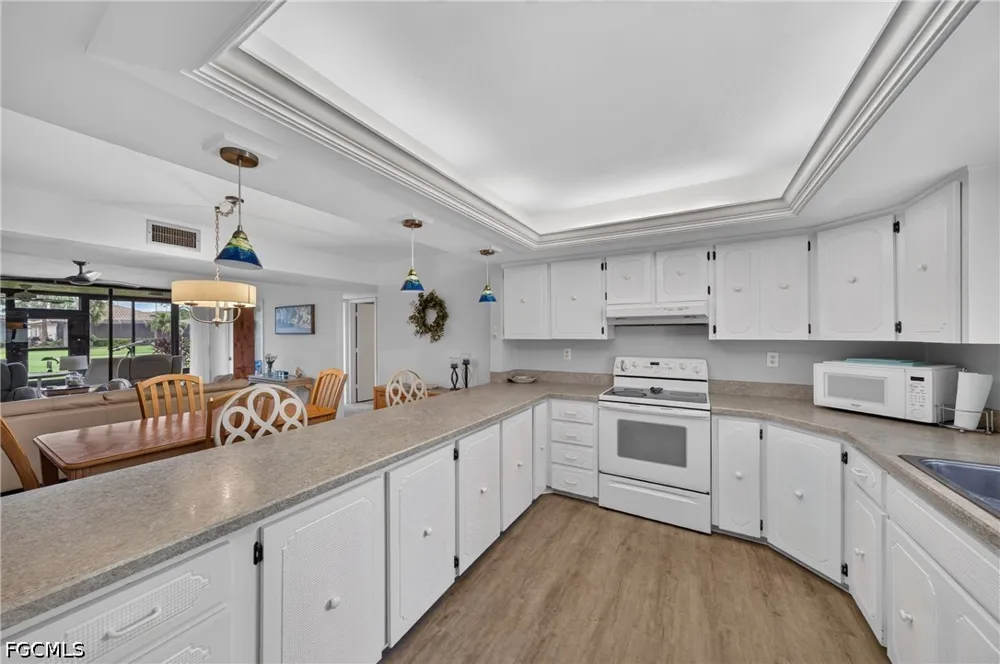 Trawler Court #102 Fort Myers, FL 33919