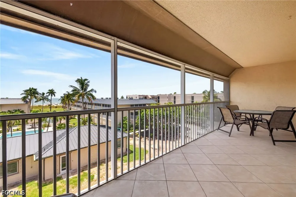 Fulgur Street #110 Sanibel, FL 33957