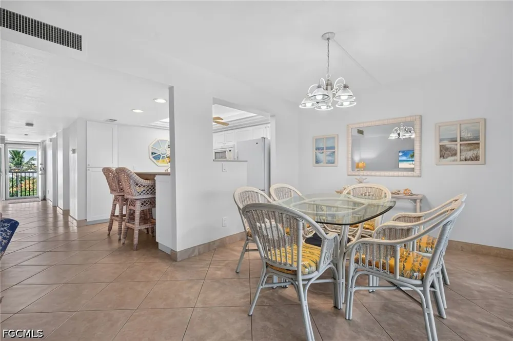 Fulgur Street #110 Sanibel, FL 33957