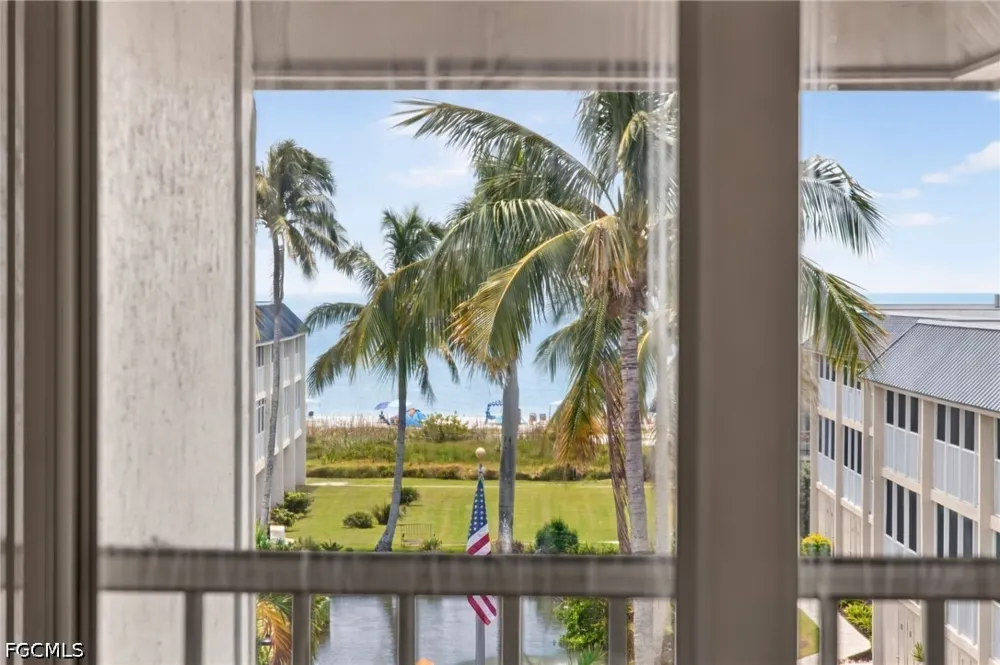 Fulgur Street #110 Sanibel, FL 33957