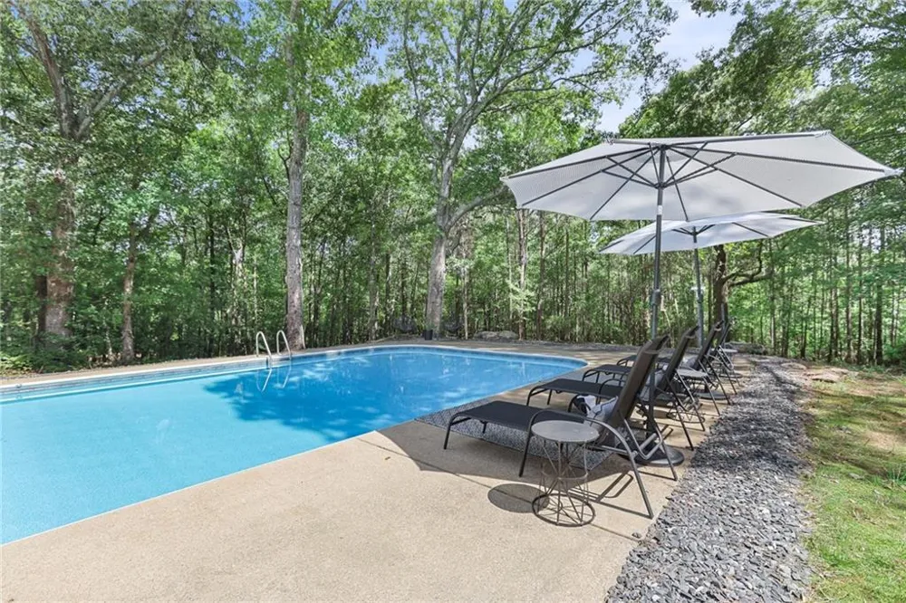 20 Turkey Point Drive LaGrange, GA 30240