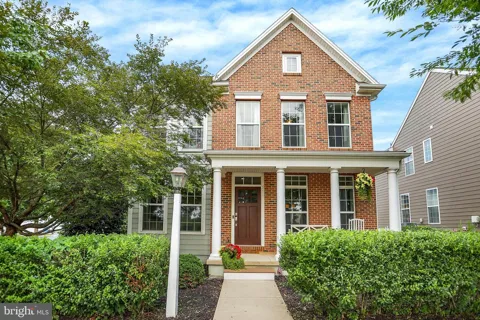 161 WALDEN WAY