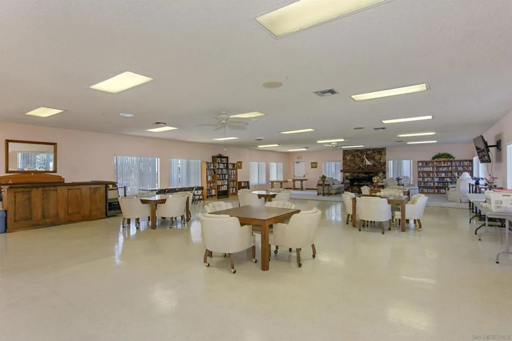 4411 Kittiwake Way Oceanside, CA 92057