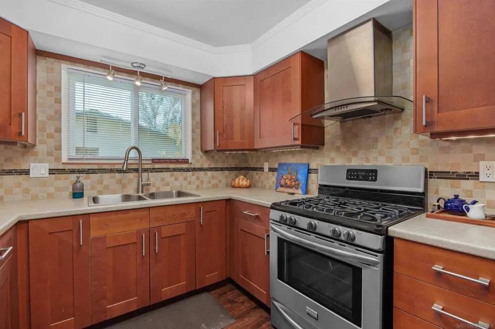4411 Kittiwake Way Oceanside, CA 92057