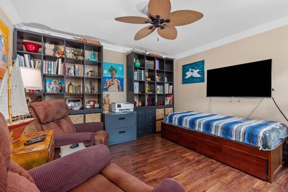 4411 Kittiwake Way Oceanside, CA 92057