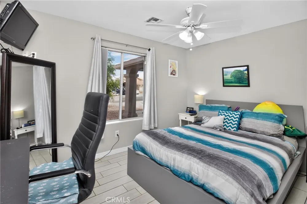 2228 Paseo Del Rey Needles, CA 92363