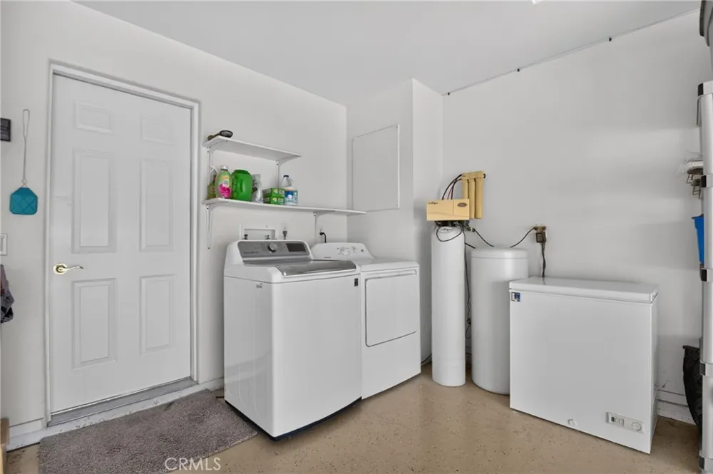 2228 Paseo Del Rey Needles, CA 92363