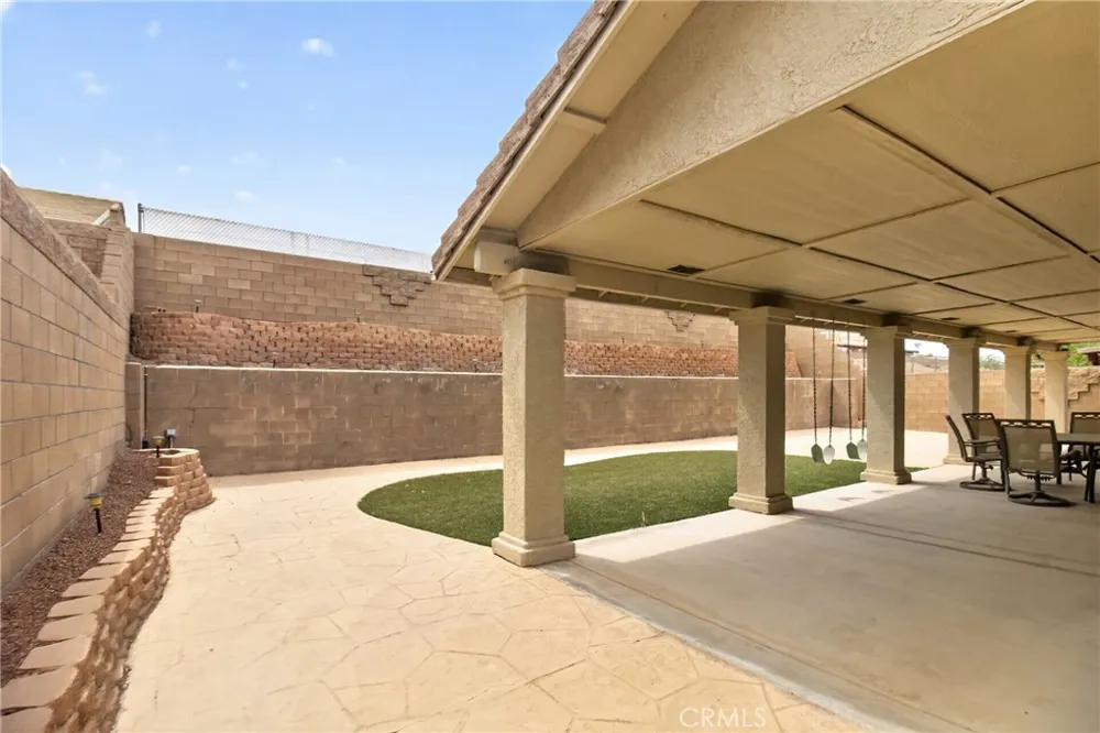 2228 Paseo Del Rey Needles, CA 92363