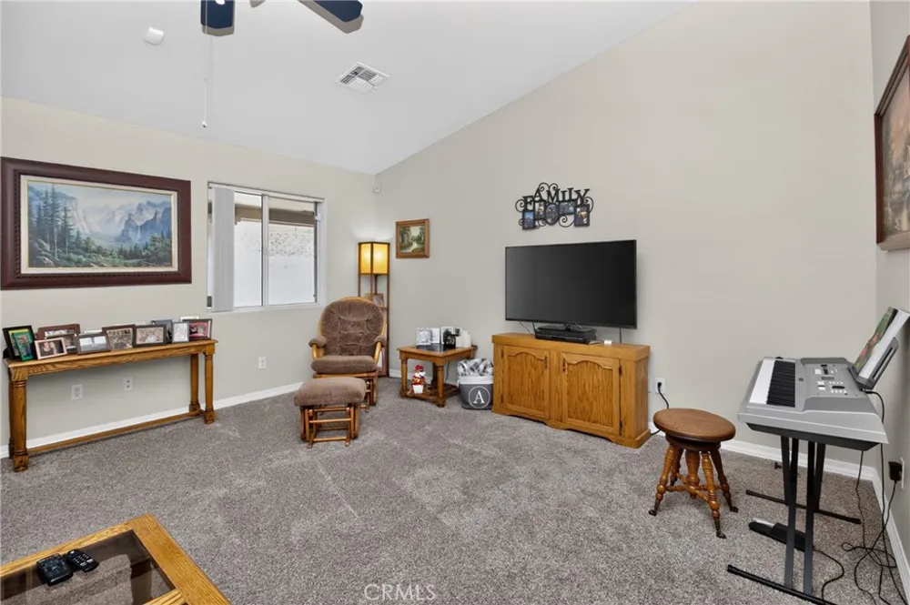 2228 Paseo Del Rey Needles, CA 92363