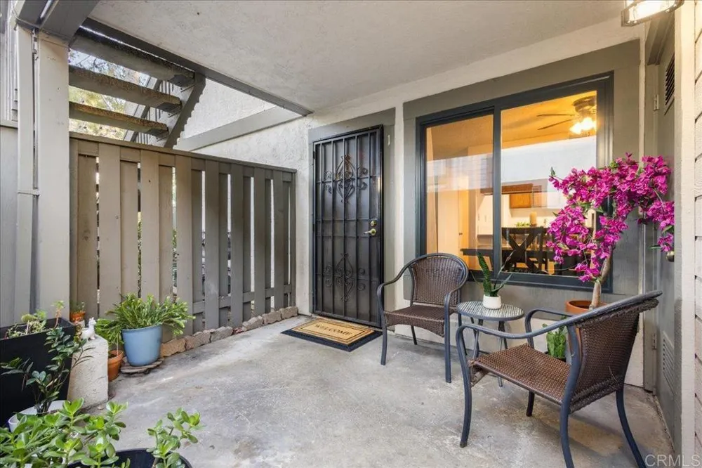 1941 Wellington Lane #1 Vista, CA 92081
