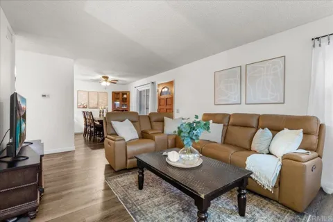 1941 Wellington Lane #1