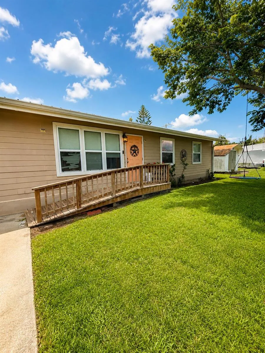 91 SW 21st Terrace Okeechobee, FL 34974