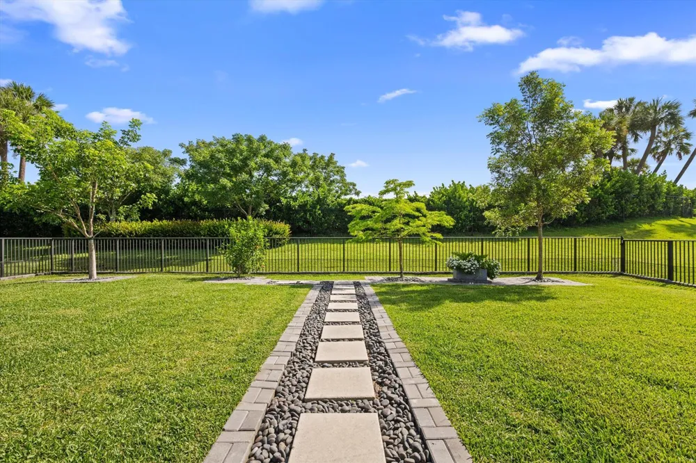 5432 Saint Armands Way Westlake, FL 33470