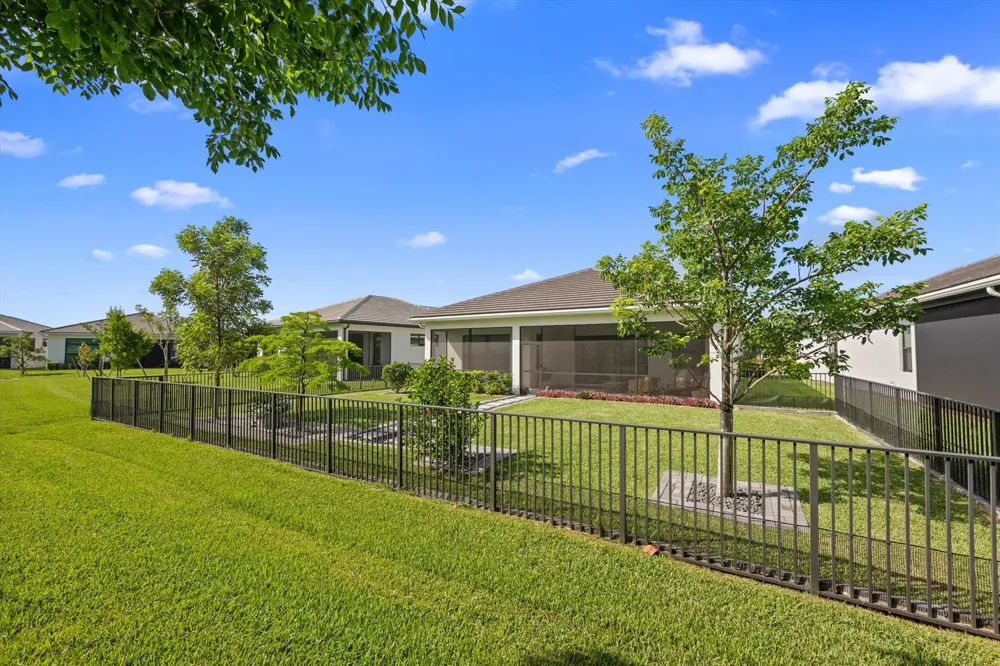 5432 Saint Armands Way Westlake, FL 33470