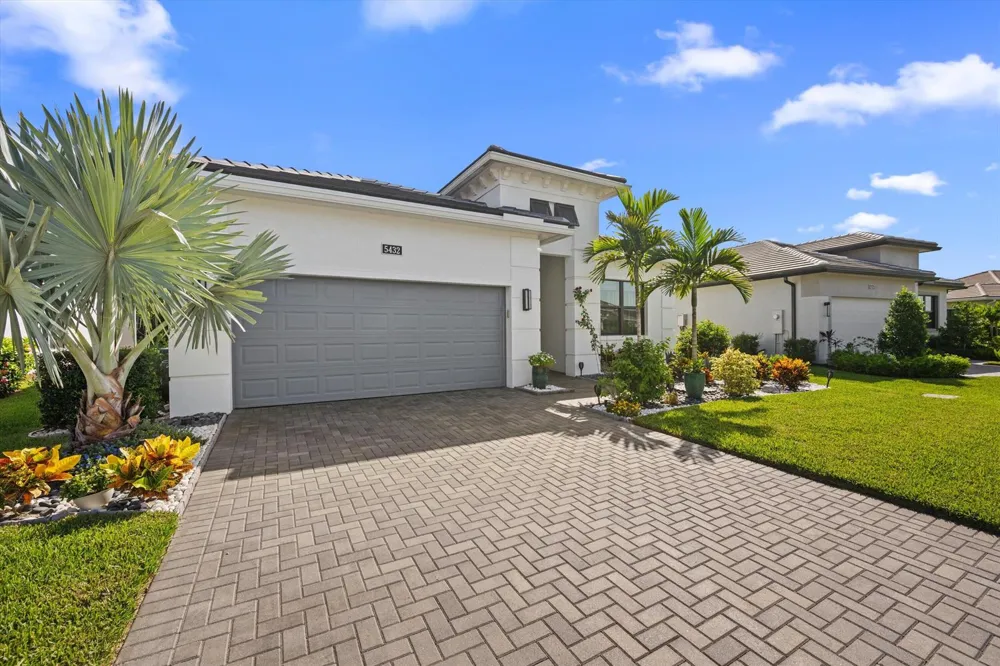 5432 Saint Armands Way Westlake, FL 33470