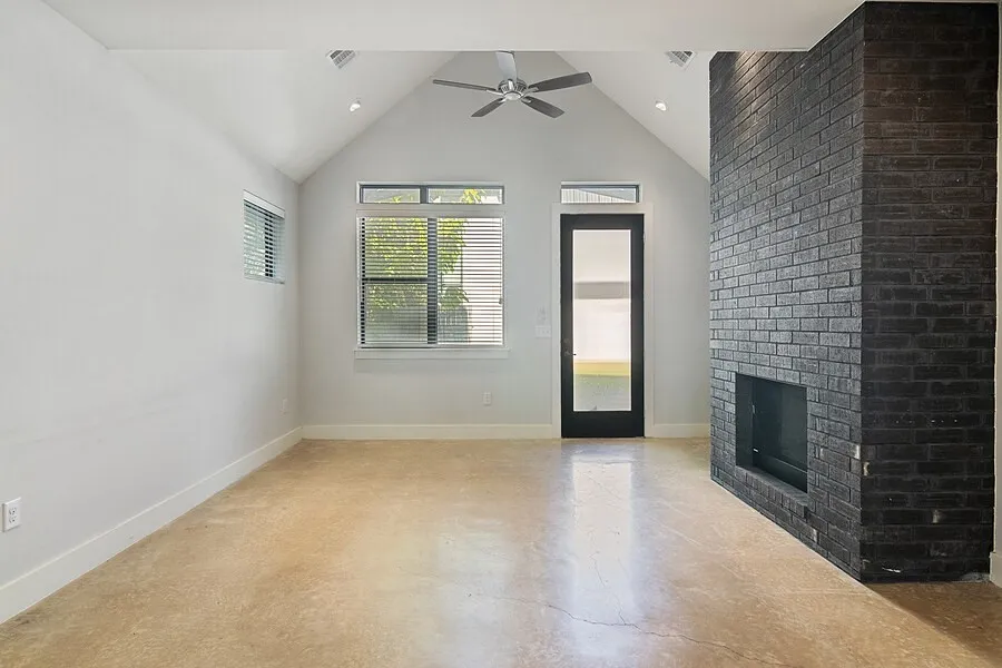 5611 William Holland Avenue #D Austin, TX 78756