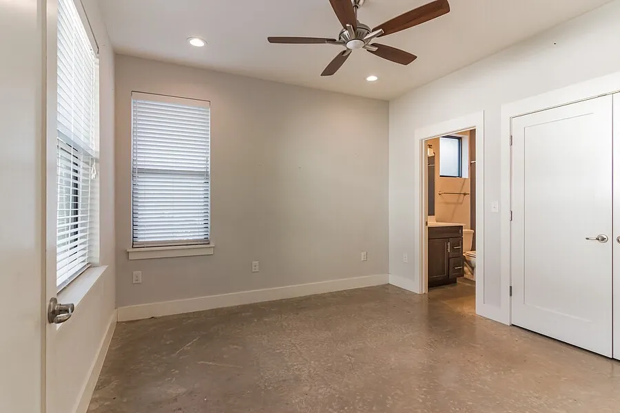 5611 William Holland Avenue #D Austin, TX 78756