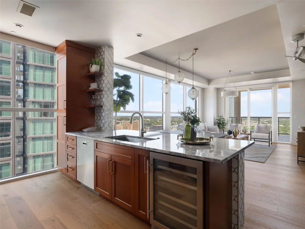 98 San Jacinto Boulevard #2404 Austin, TX 78701