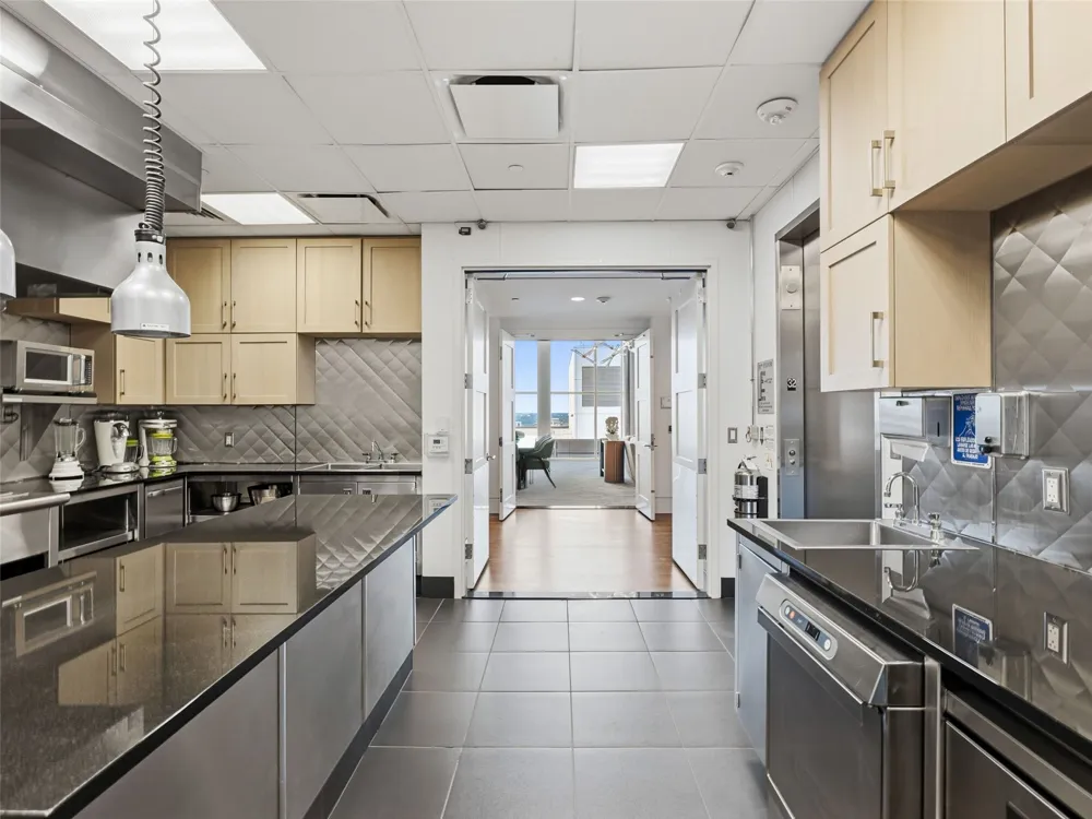 98 San Jacinto Boulevard #2404 Austin, TX 78701