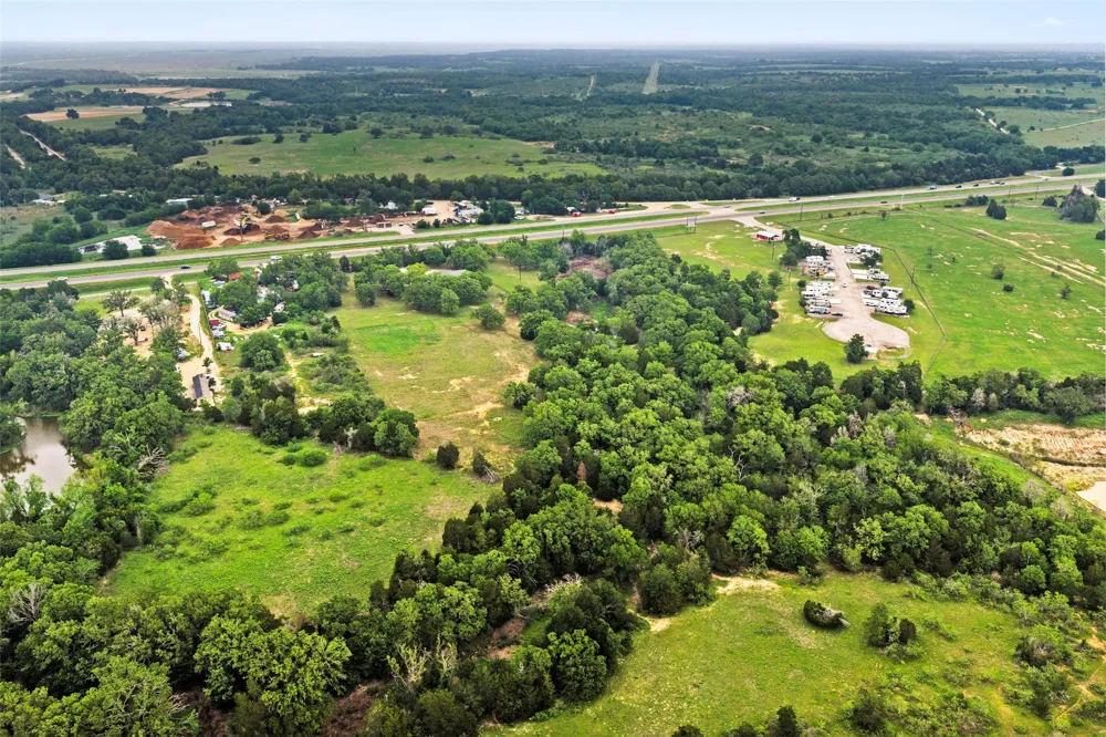 1389 Highway 290 E Elgin, TX 78621