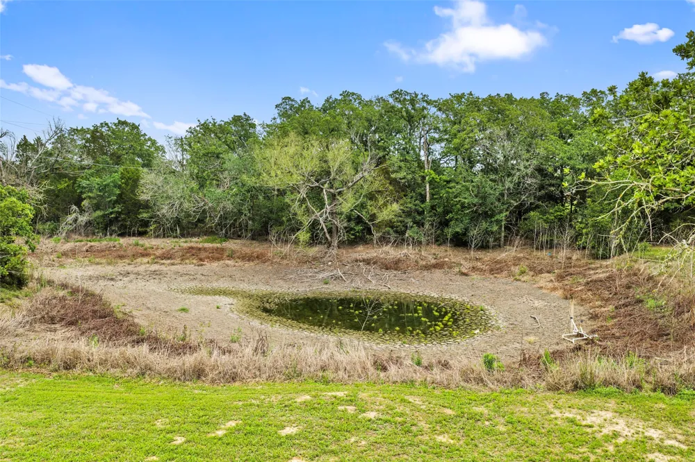 1389 Highway 290 E Elgin, TX 78621