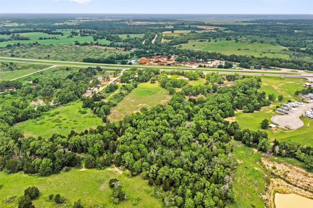 1389 Highway 290 E Elgin, TX 78621