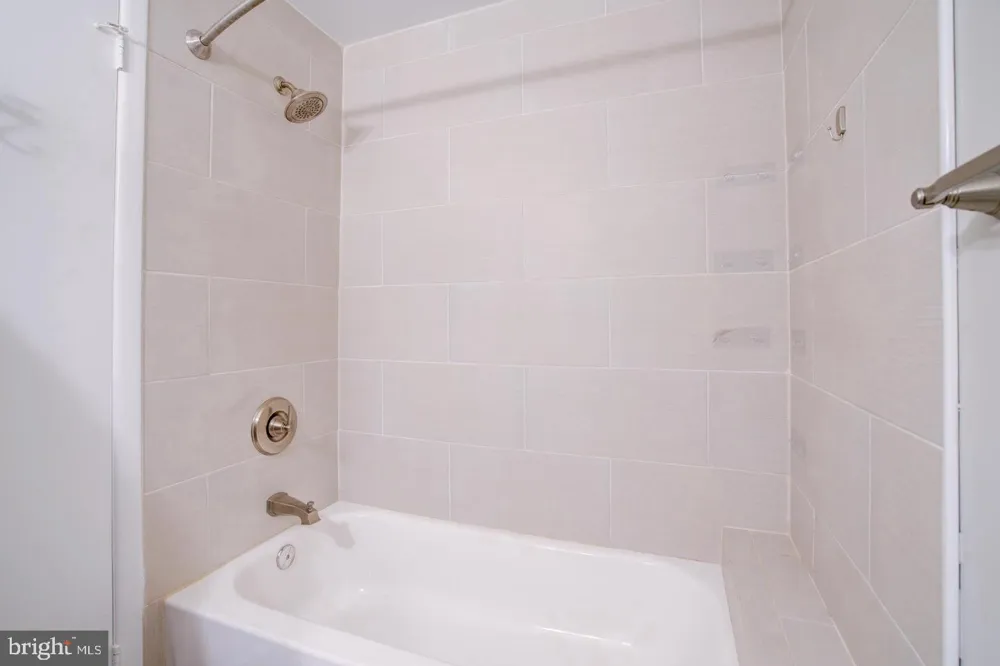 123 W BARRE STREET #PH-3 Baltimore, MD 21201