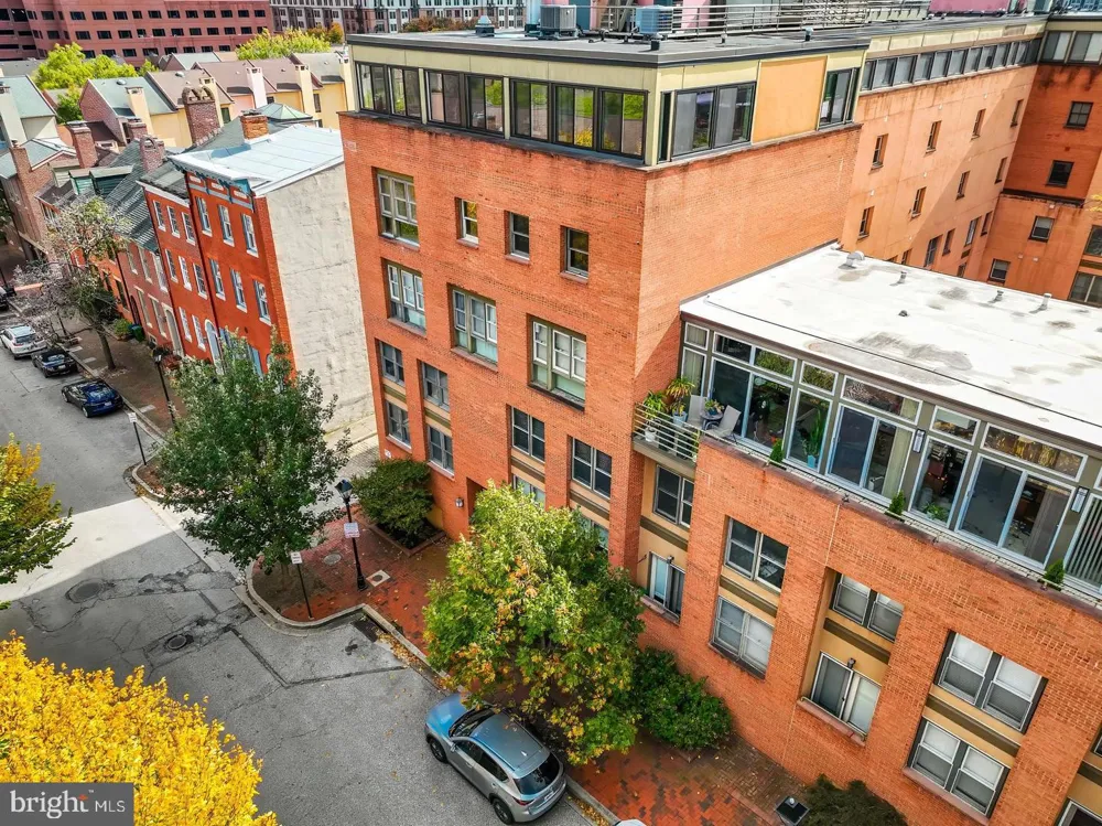 123 W BARRE STREET #PH-3 Baltimore, MD 21201