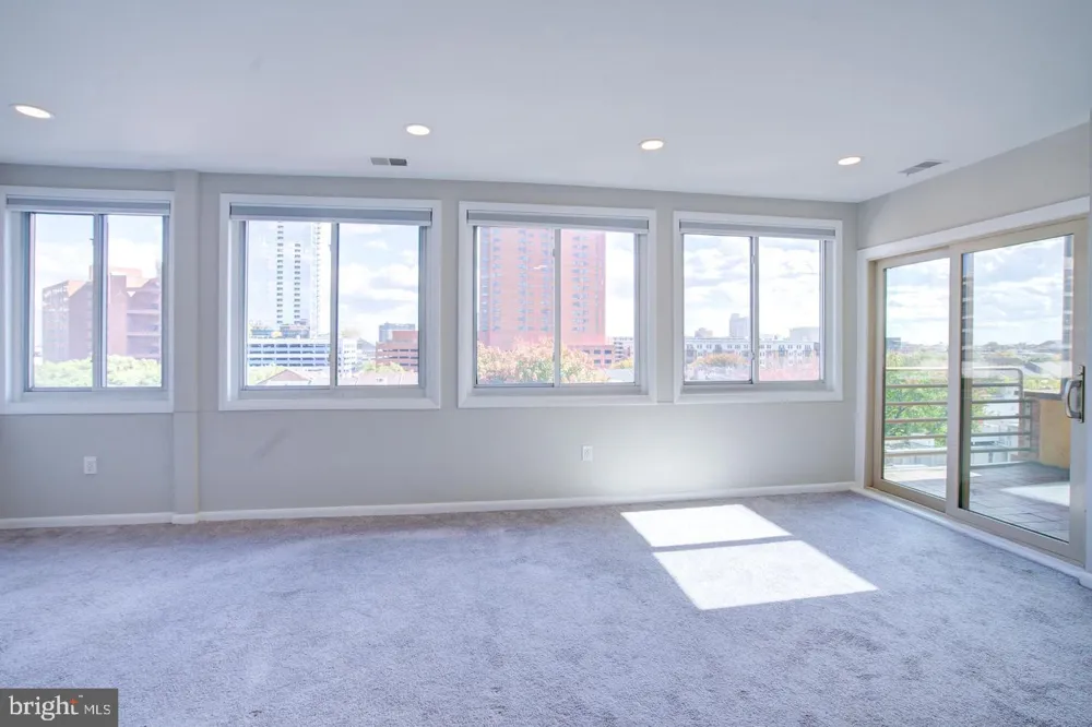 123 W BARRE STREET #PH-3 Baltimore, MD 21201