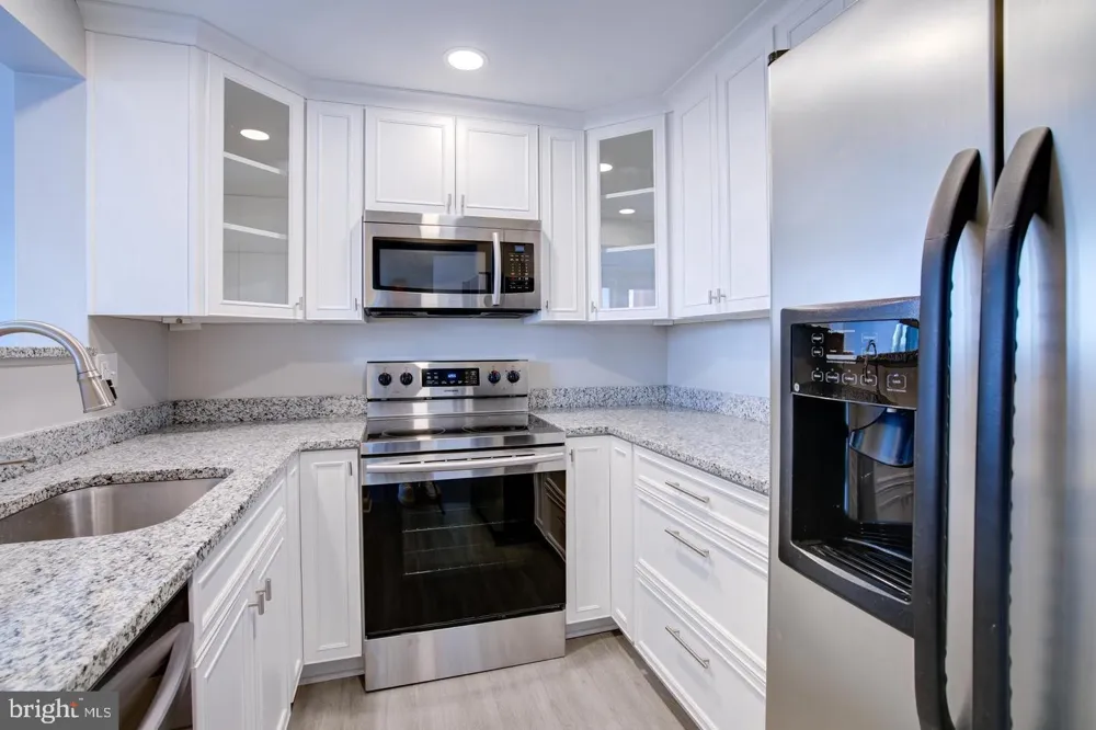 123 W BARRE STREET #PH-3 Baltimore, MD 21201