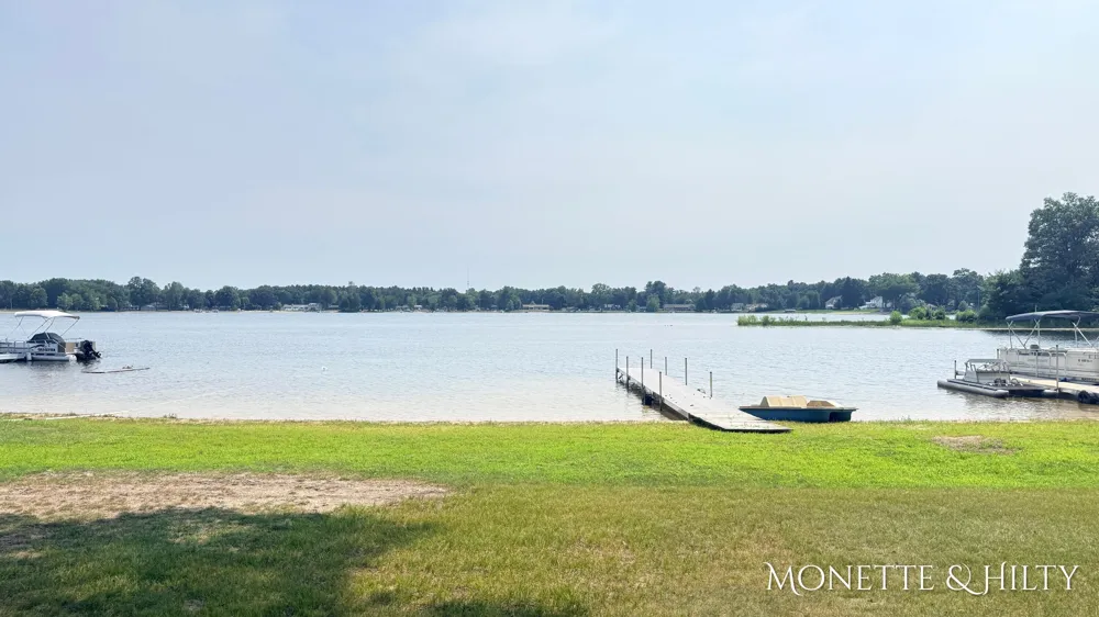 2883 Lakeshore Road Twin Lake, MI 49457