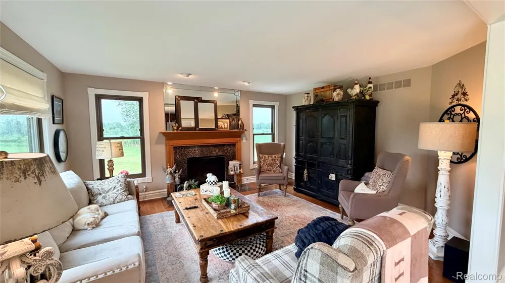 1205 Yule Road Addison Township, MI 48367