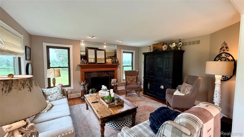 1205 Yule Road Addison Township, MI 48367
