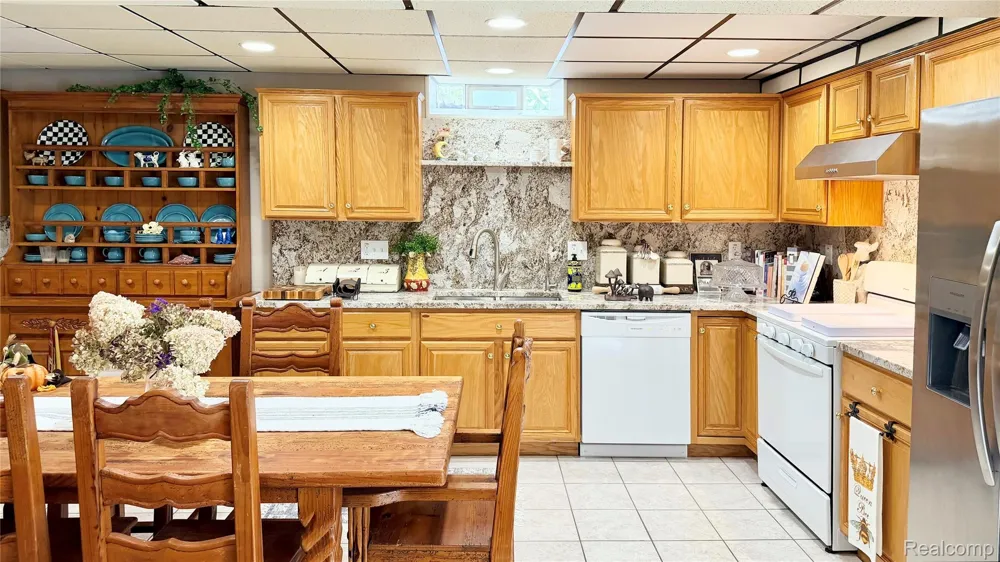 1205 Yule Road Addison Township, MI 48367