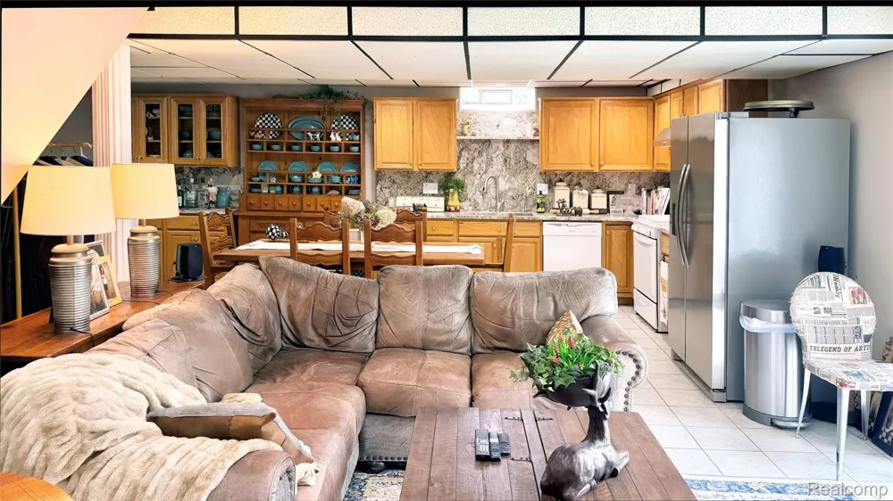 1205 Yule Road Addison Township, MI 48367