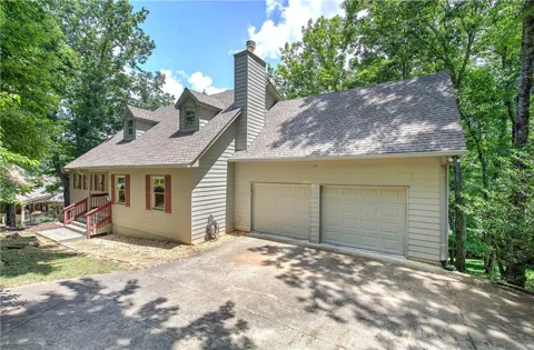 376 Alpine Drive