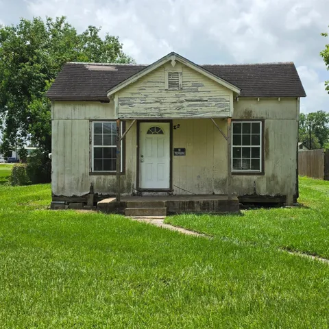 213 W Jackson Street