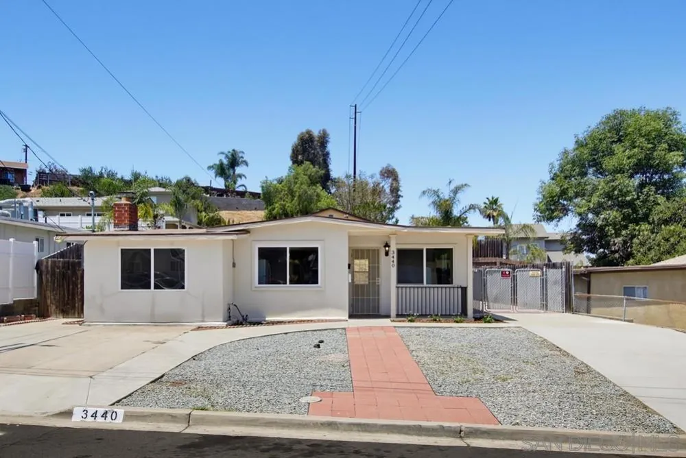 3440 Egan St San Diego, CA 92115