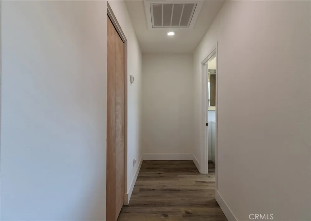 1974 Milton Riverside, CA 92507