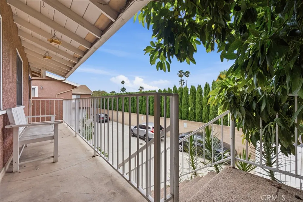 10128 Walnut #E Bellflower, CA 90706